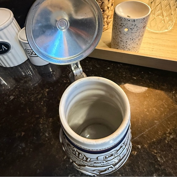 Avon Vintage Ceramic Beer Stein with Car Design. Made in Brazil - Picture 4 of 7